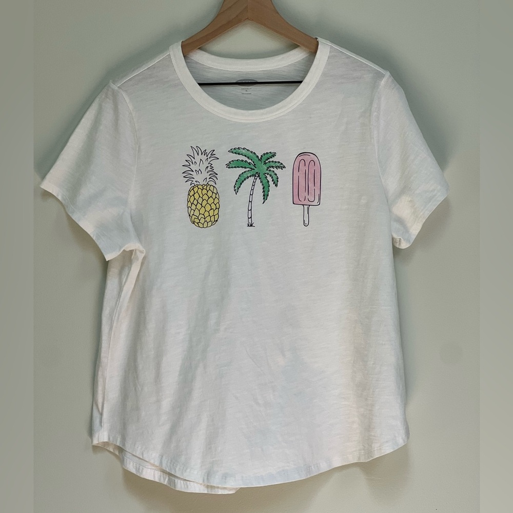 Old Navy Summer Graphic Tee – XL 🍍🌴🍦